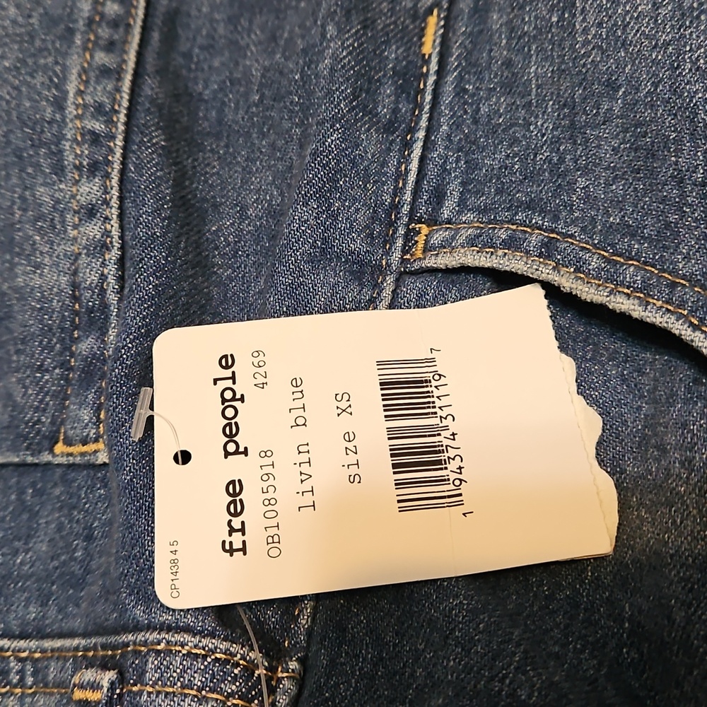 NWT Free People See You Sometime Cut Off Belted Denim Shorts - Picture 9 of 9